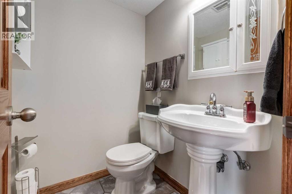 468 Norfolk Way Nw, Calgary, Alberta  T2K 5R1 - Photo 30 - A2295050