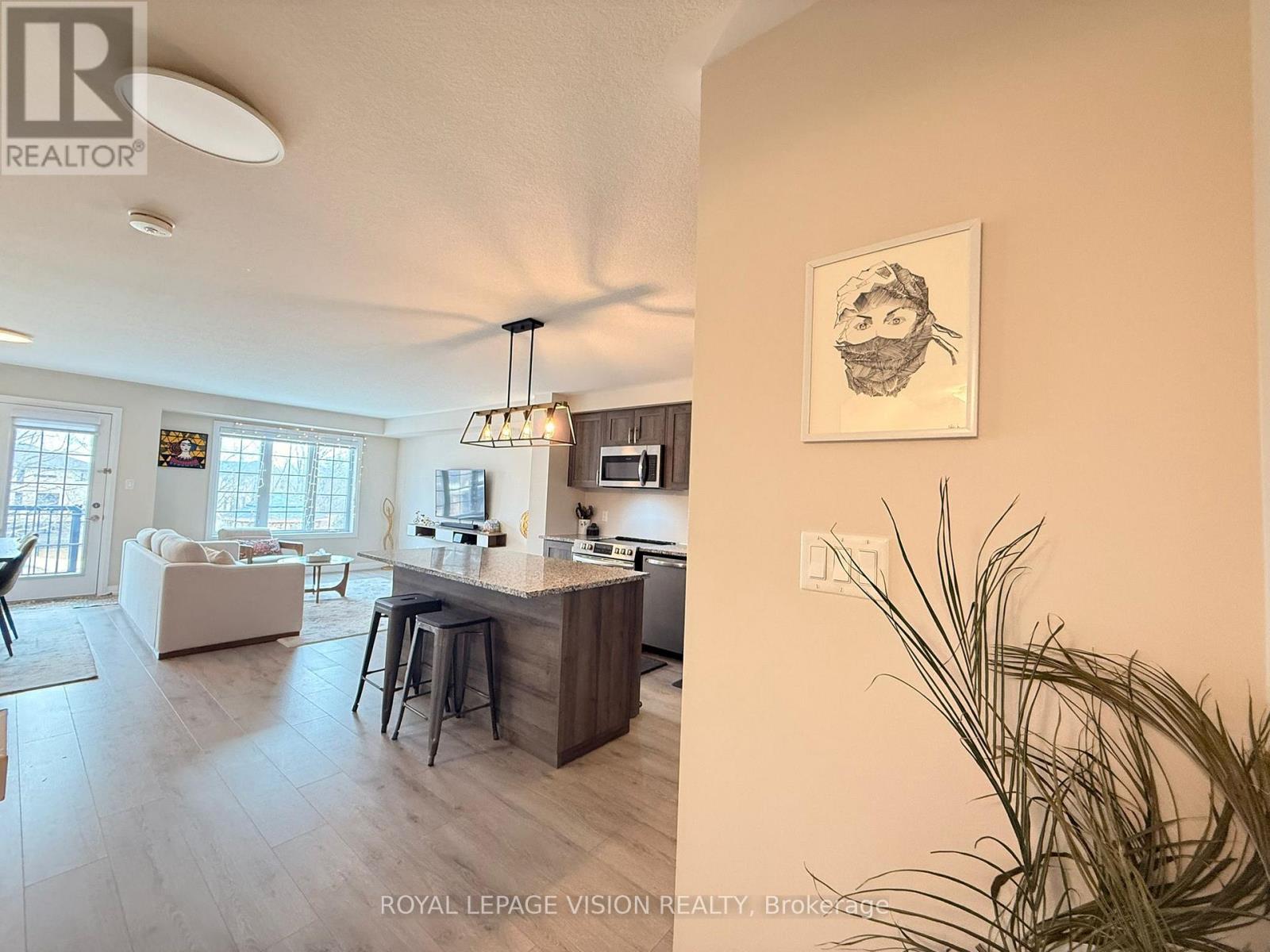 43 Bank Swallow Crescent, Kitchener, Ontario  N2P 0J7 - Photo 10 - X12956128