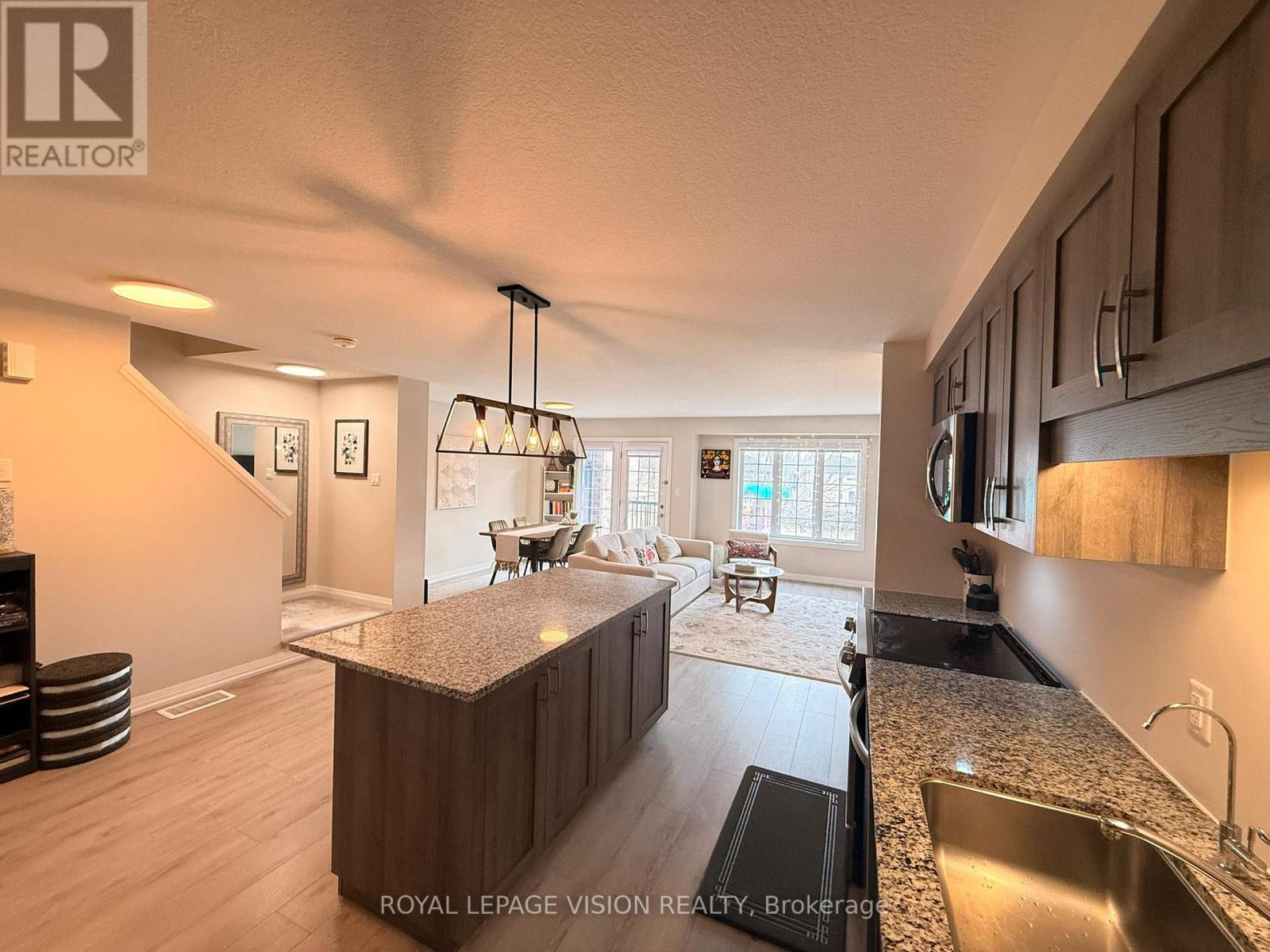 43 Bank Swallow Crescent, Kitchener, Ontario  N2P 0J7 - Photo 15 - X12956128