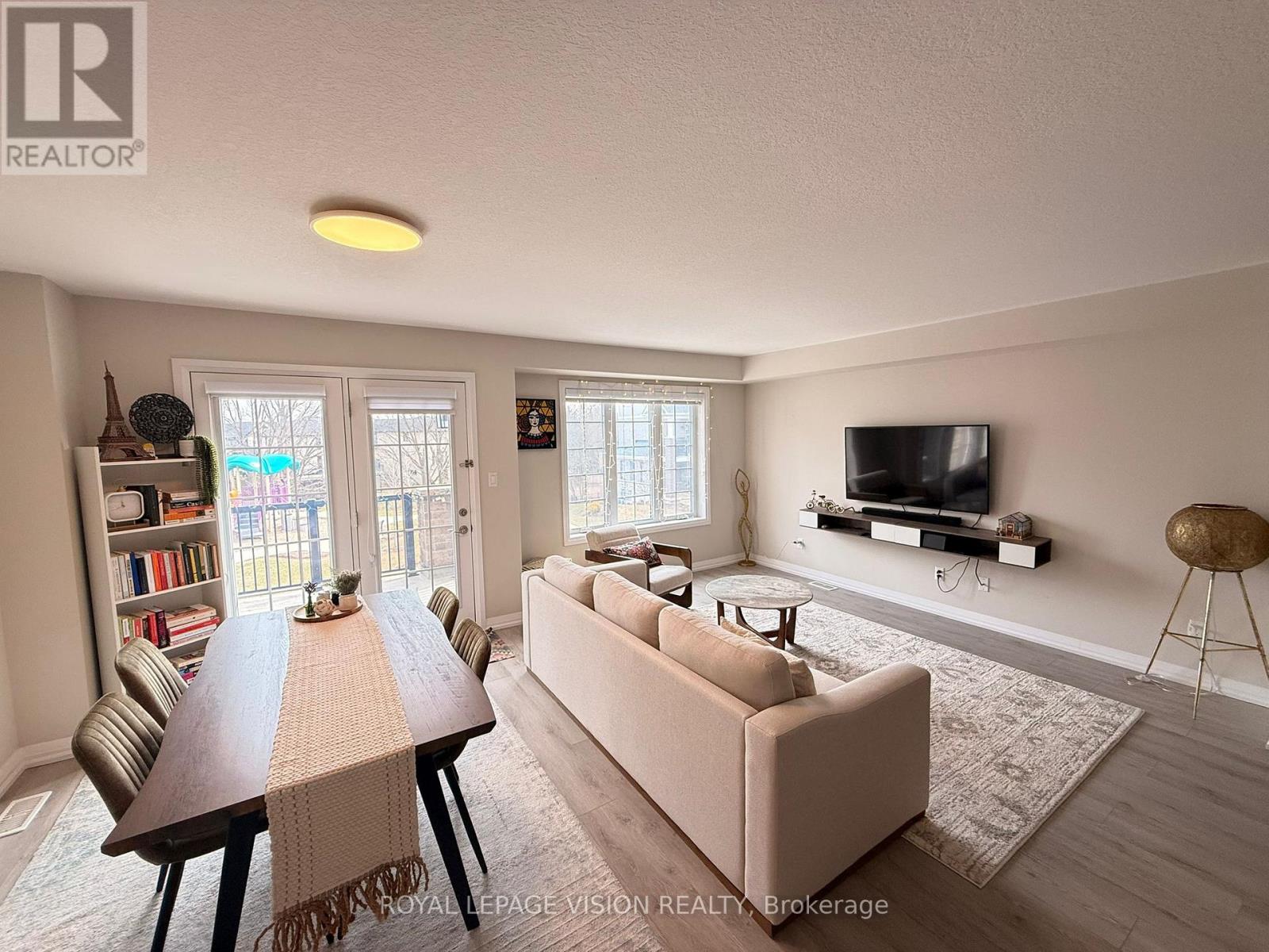 43 Bank Swallow Crescent, Kitchener, Ontario  N2P 0J7 - Photo 17 - X12956128