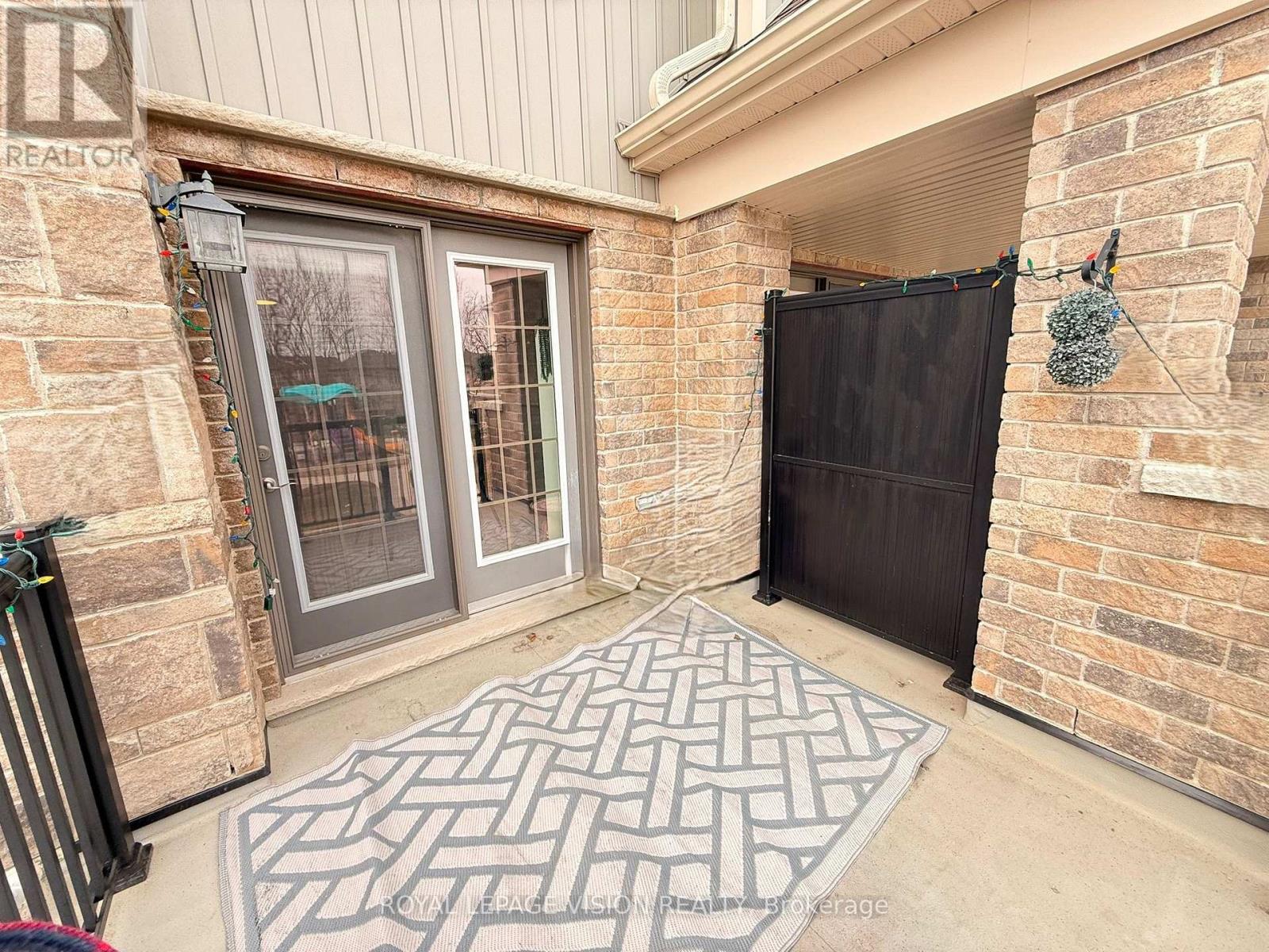 43 Bank Swallow Crescent, Kitchener, Ontario  N2P 0J7 - Photo 23 - X12956128