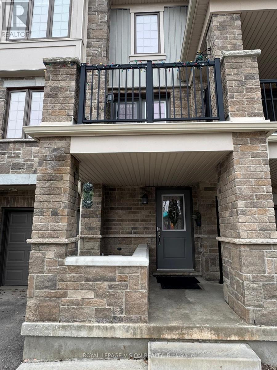 43 Bank Swallow Crescent, Kitchener, Ontario  N2P 0J7 - Photo 3 - X12956128