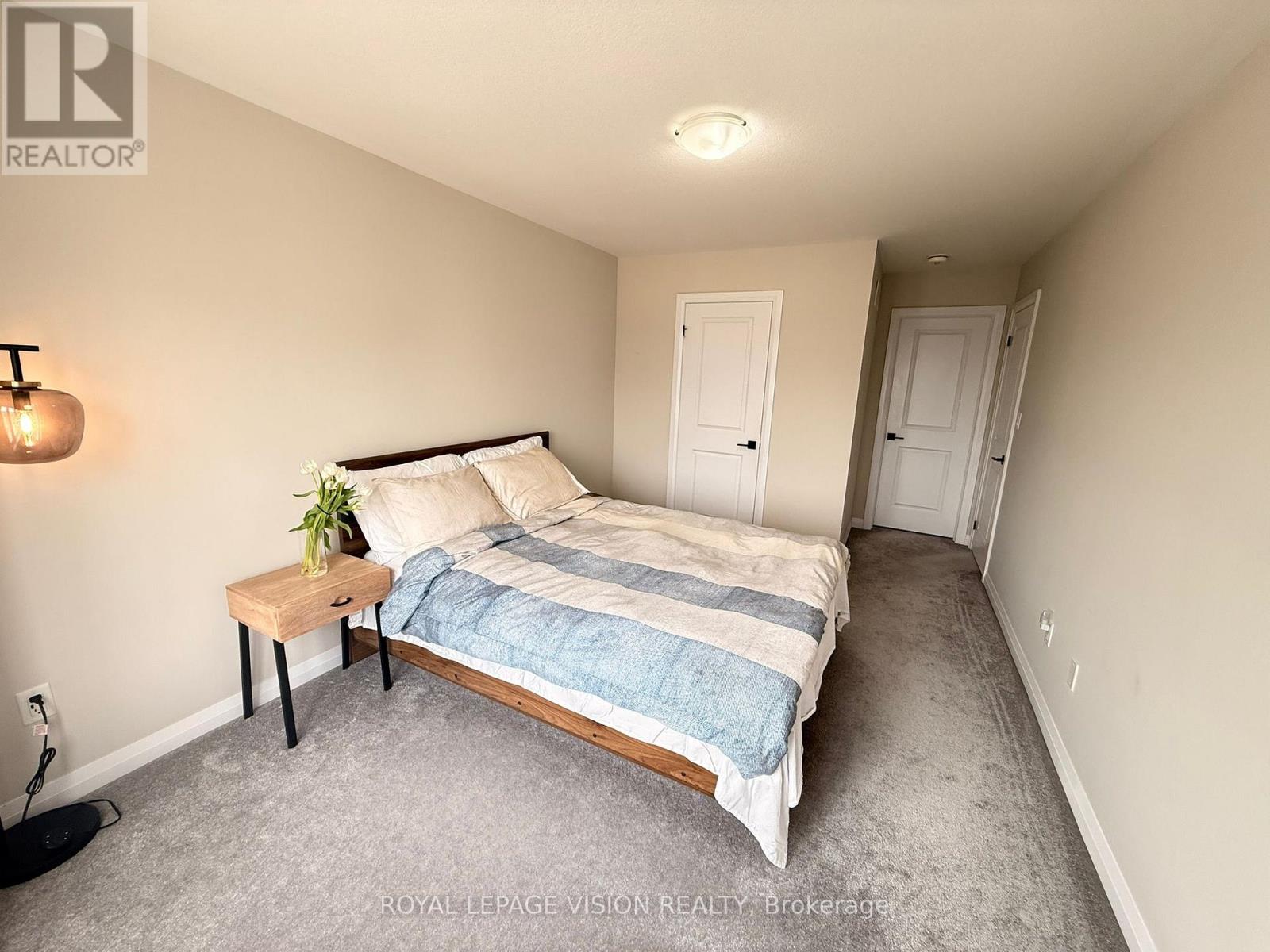 43 Bank Swallow Crescent, Kitchener, Ontario  N2P 0J7 - Photo 30 - X12956128