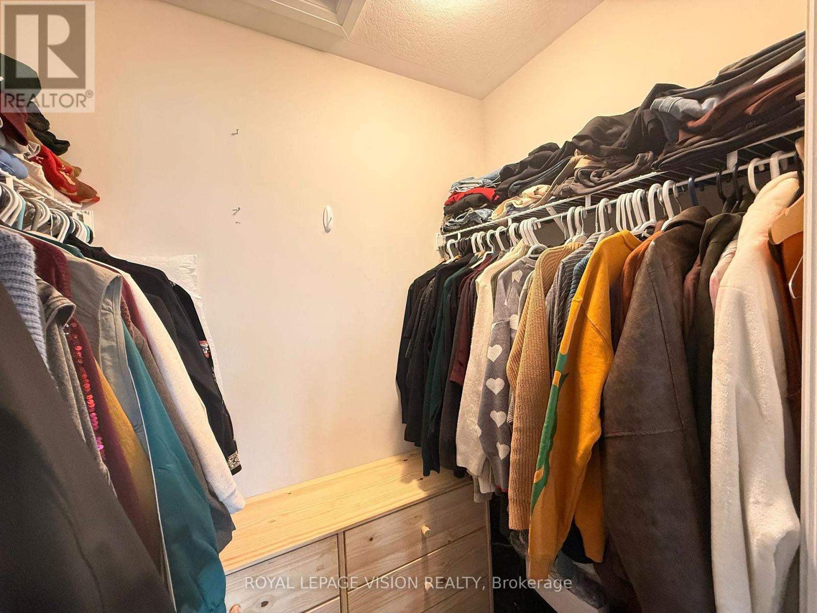 43 Bank Swallow Crescent, Kitchener, Ontario  N2P 0J7 - Photo 36 - X12956128