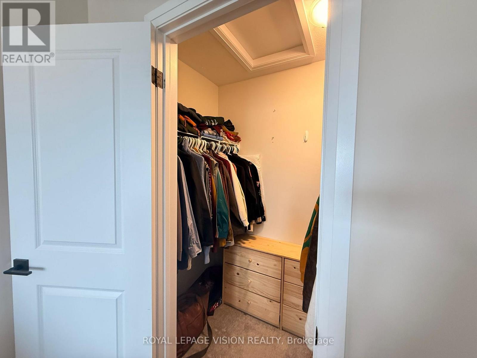 43 Bank Swallow Crescent, Kitchener, Ontario  N2P 0J7 - Photo 37 - X12956128