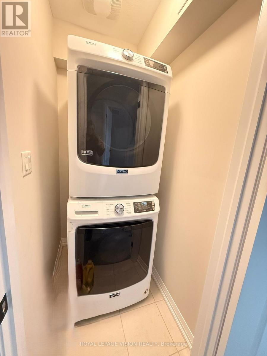 43 Bank Swallow Crescent, Kitchener, Ontario  N2P 0J7 - Photo 46 - X12956128