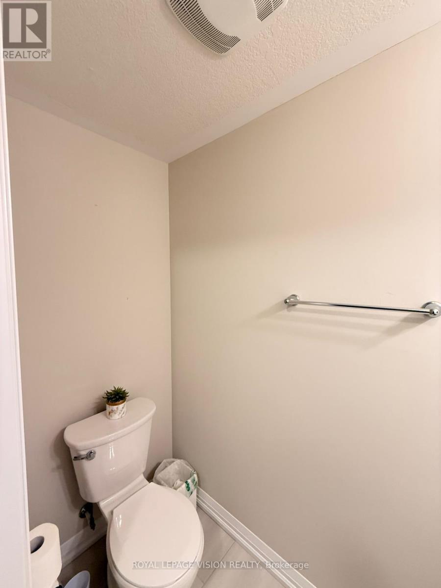 43 Bank Swallow Crescent, Kitchener, Ontario  N2P 0J7 - Photo 48 - X12956128