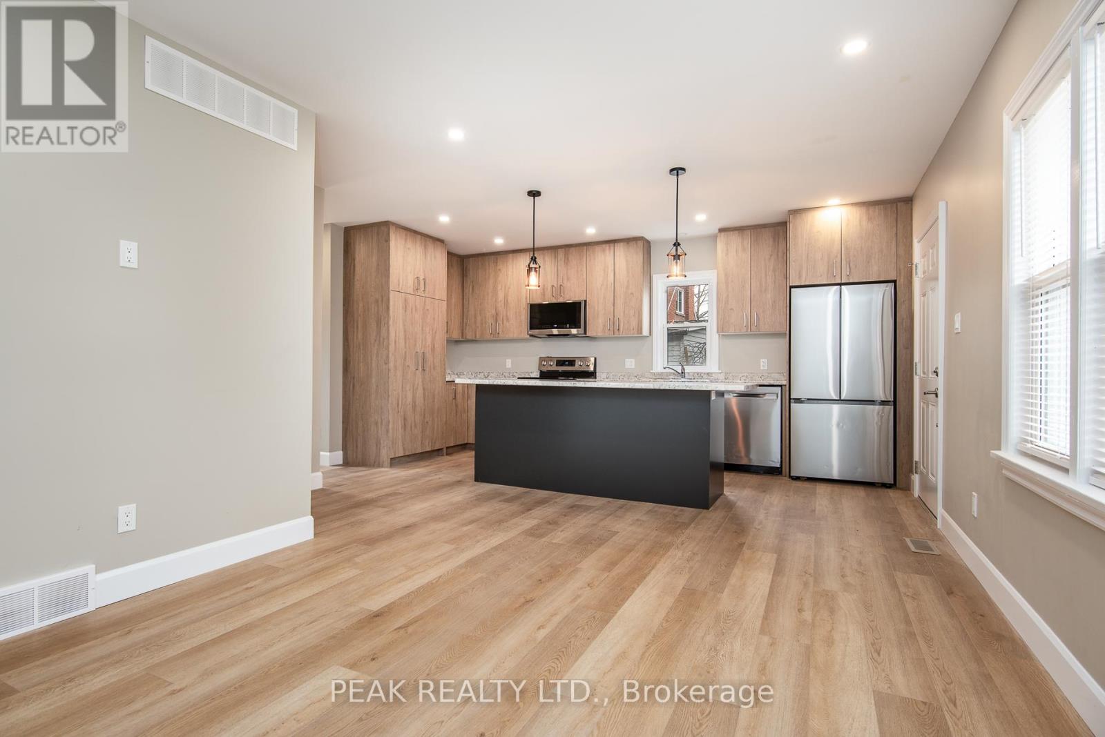 525 Courtland Avenue E, Kitchener, Ontario  N2G 2W9 - Photo 15 - X12956140