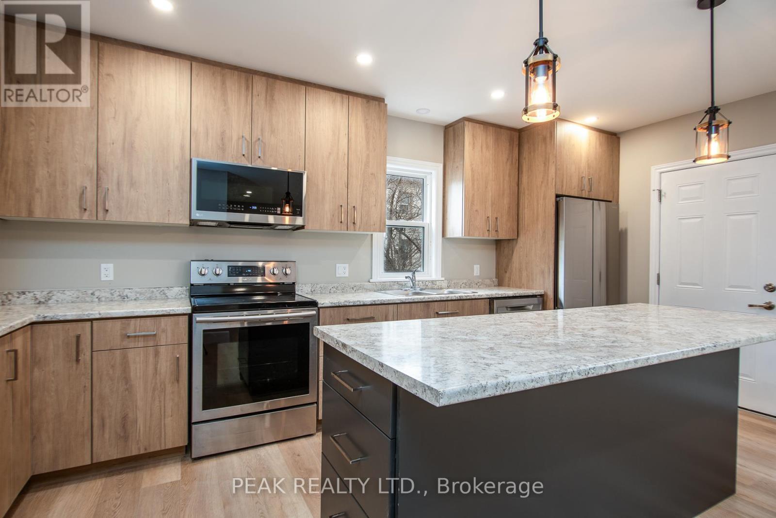 525 Courtland Avenue E, Kitchener, Ontario  N2G 2W9 - Photo 21 - X12956140