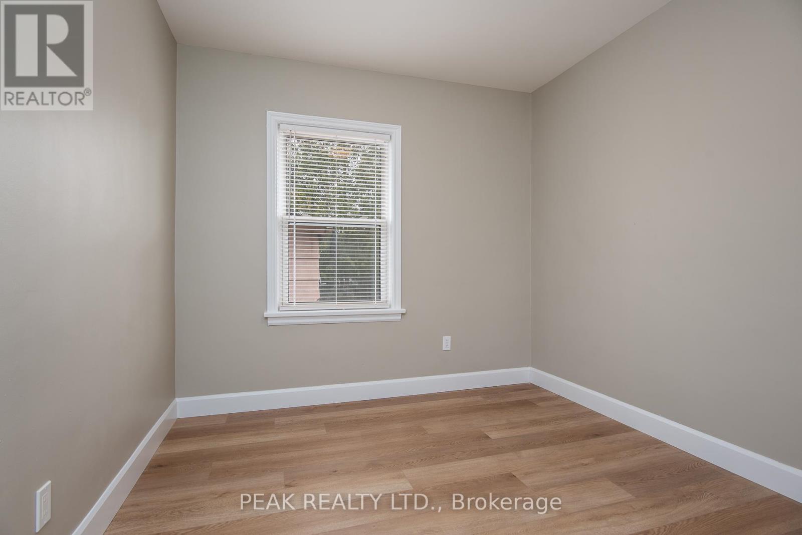 525 Courtland Avenue E, Kitchener, Ontario  N2G 2W9 - Photo 26 - X12956140