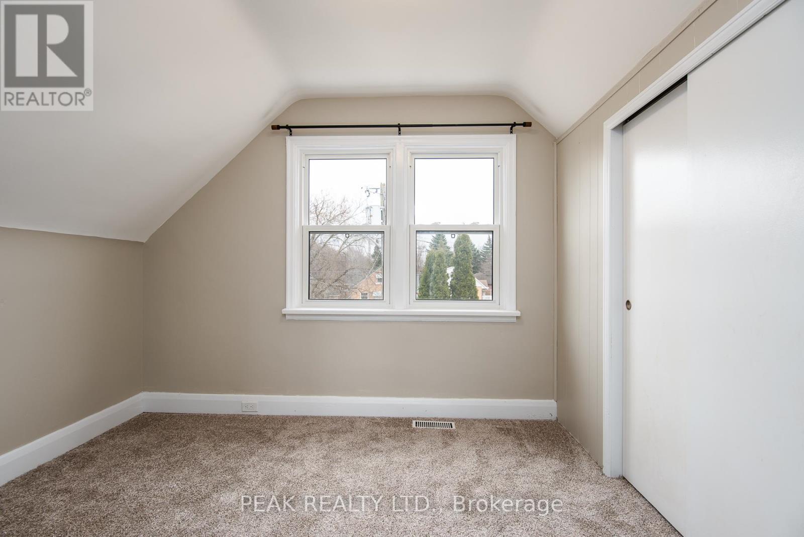 525 Courtland Avenue E, Kitchener, Ontario  N2G 2W9 - Photo 31 - X12956140