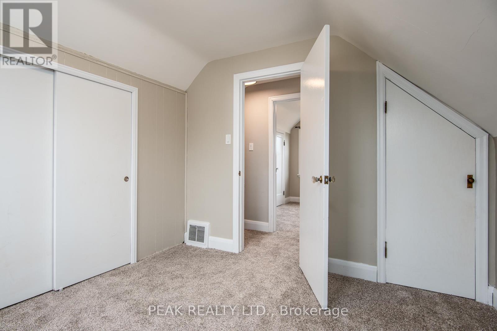 525 Courtland Avenue E, Kitchener, Ontario  N2G 2W9 - Photo 32 - X12956140