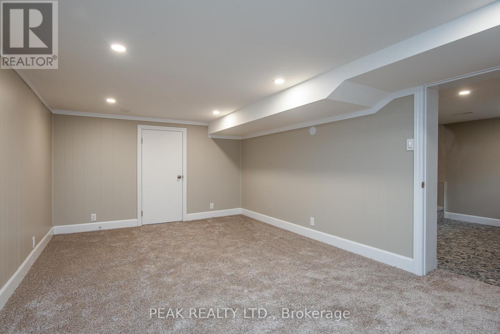 525 Courtland Avenue E, Kitchener, Ontario  N2G 2W9 - Photo 40 - X12956140