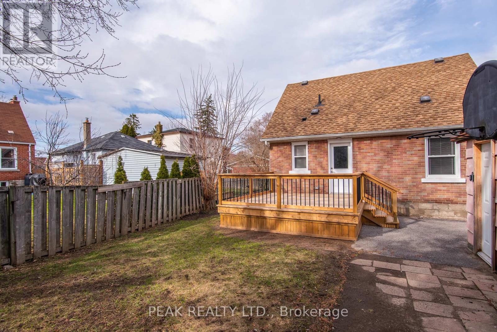 525 Courtland Avenue E, Kitchener, Ontario  N2G 2W9 - Photo 8 - X12956140