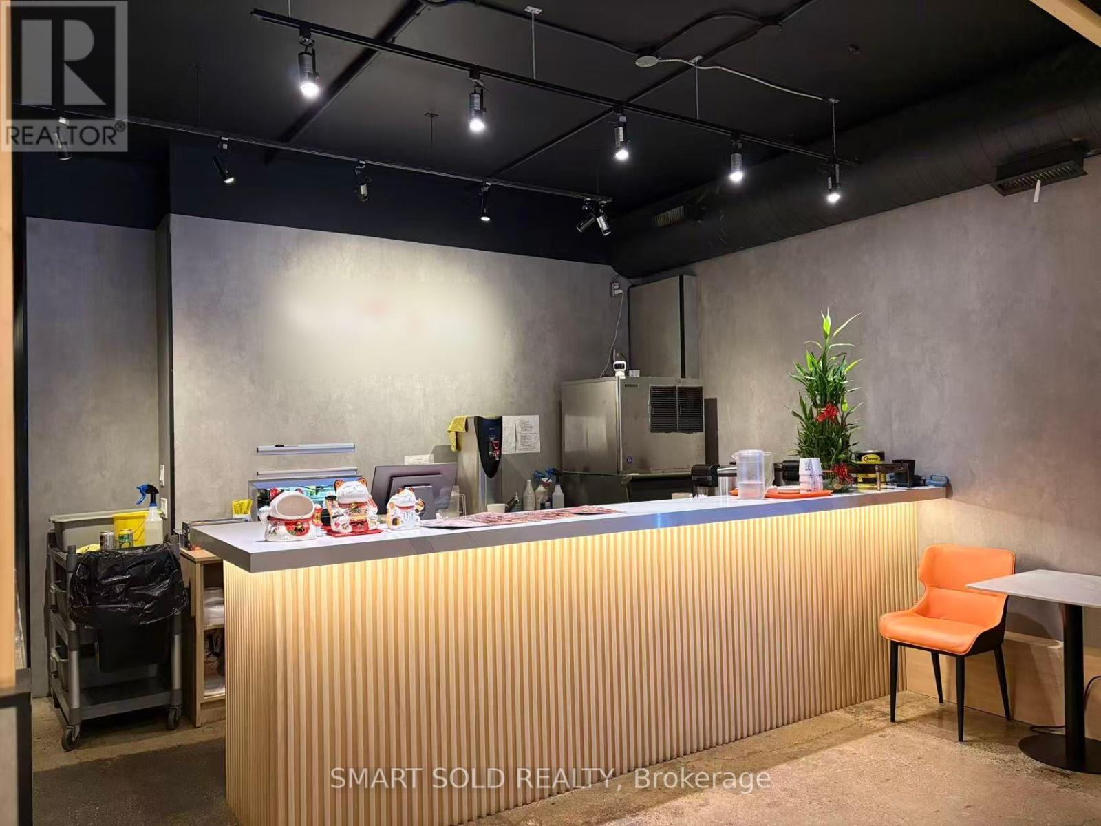 333 Spadina Avenue, Toronto, Ontario  M5T 2E9 - Photo 3 - C12954788