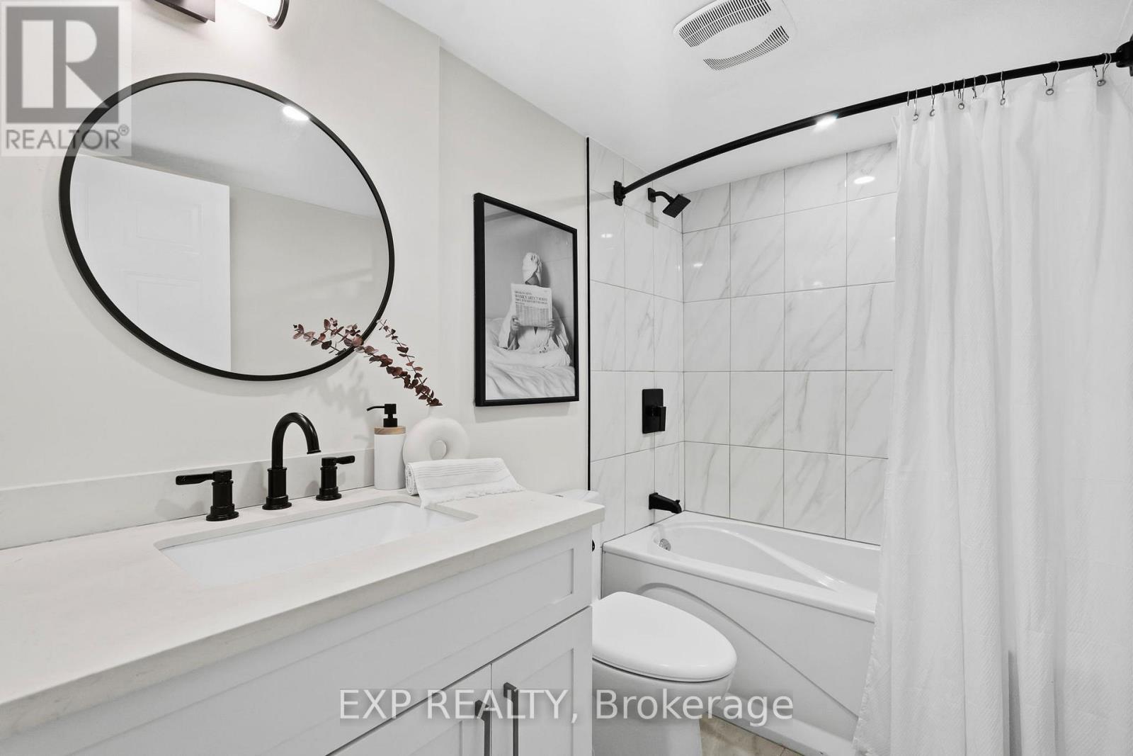 707 - 25 Fairview Road W, Mississauga, Ontario  L5B 3Y8 - Photo 14 - W12950262