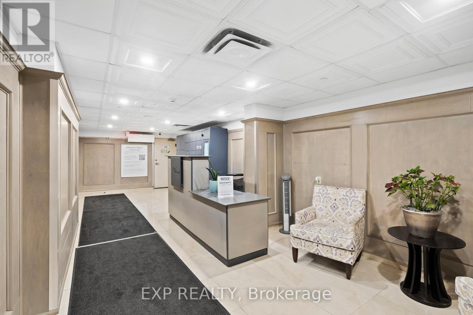 707 - 25 Fairview Road W, Mississauga, Ontario  L5B 3Y8 - Photo 24 - W12950262