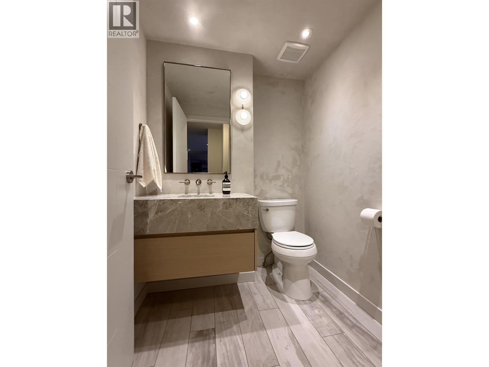 Ph1 930 Cambie Street, Vancouver, British Columbia  V6B 5X6 - Photo 14 - R3087823