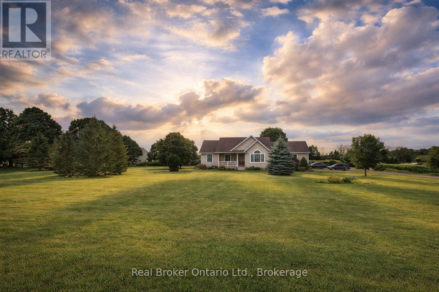44611 Perth Line 86 Line, Huron East, Ontario  N4W 3G6 - Photo 2 - X12826386