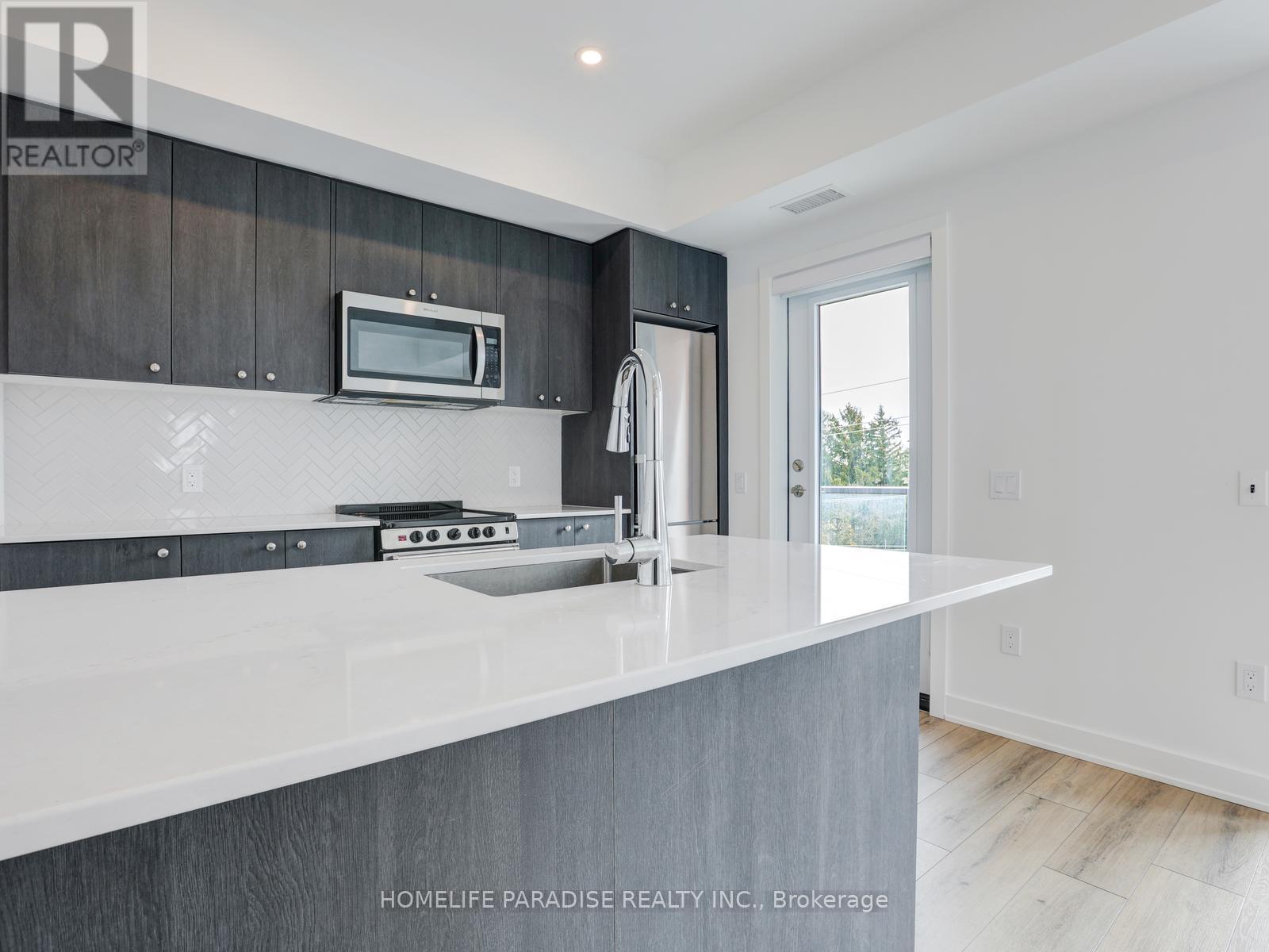 416 - 312 Erb Street W, Waterloo, Ontario  N2L 1W3 - Photo 12 - X12576290