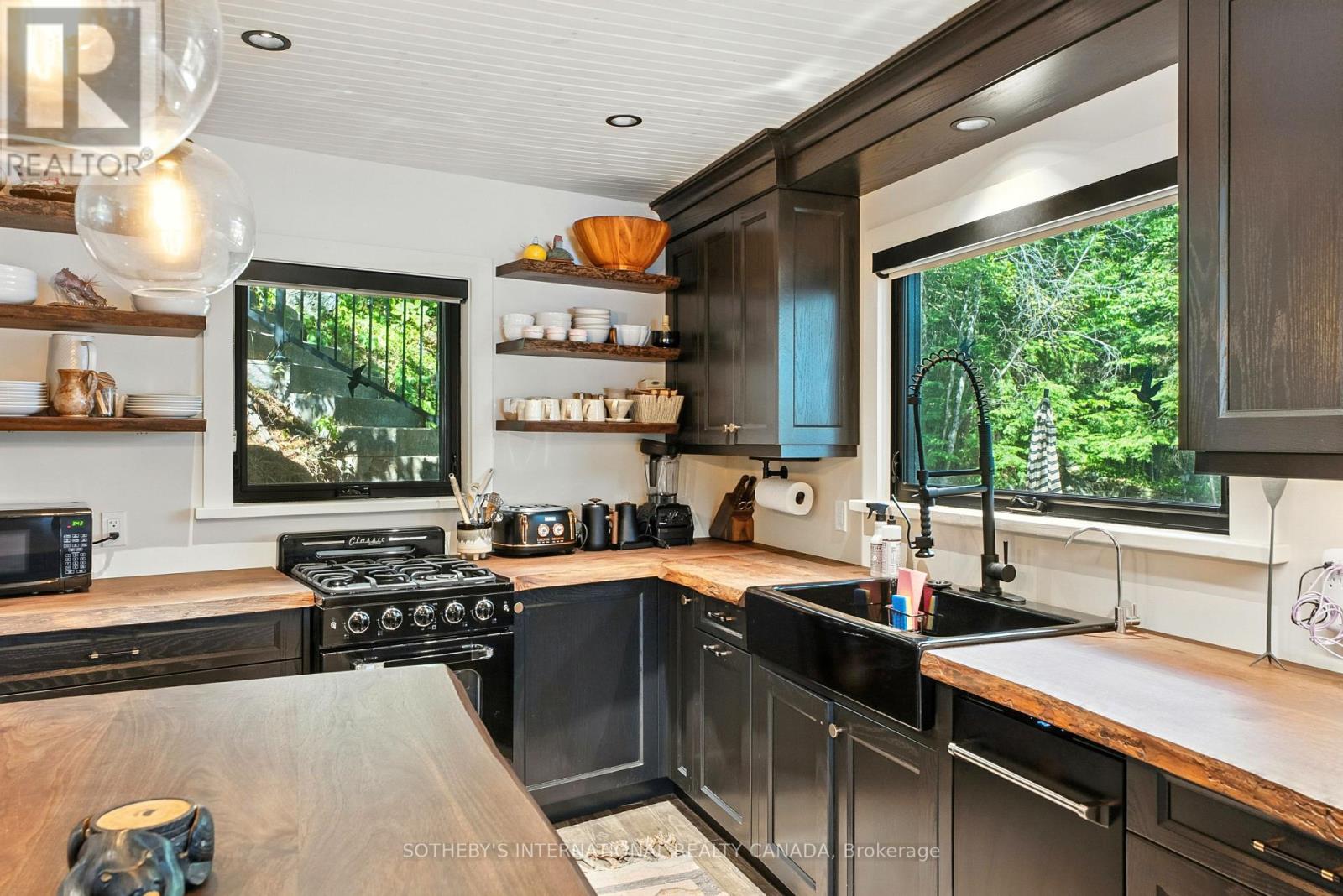 1023 Mccabe Road, Lake Of Bays, Ontario  P0B 1A0 - Photo 10 - X12954054