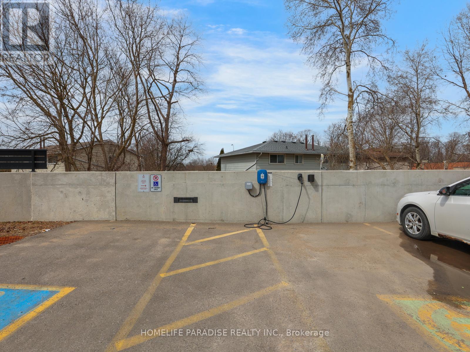 416 - 312 Erb Street W, Waterloo, Ontario  N2L 1W3 - Photo 41 - X12576290