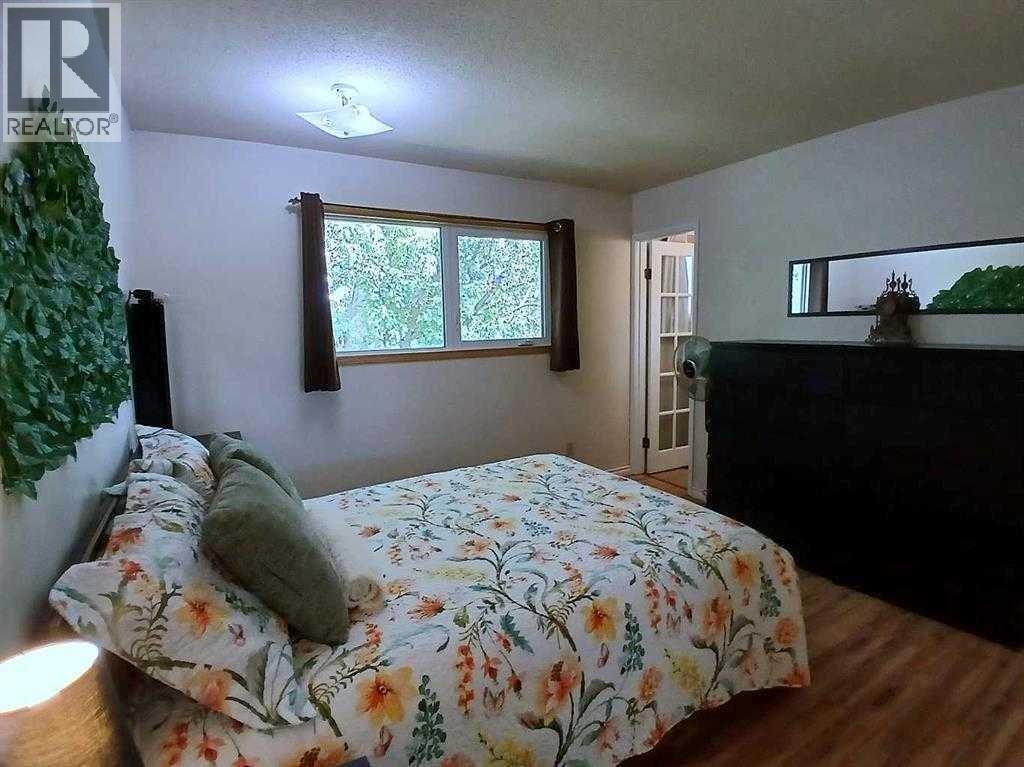 3808 49a Avenue, Innisfail, Alberta  T4G 1J2 - Photo 12 - A2298948