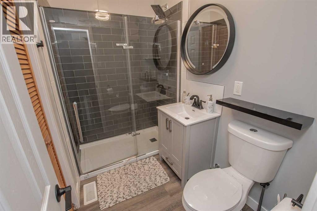 10518 102 Avenue, Grande Prairie, Alberta  T8V 1A4 - Photo 10 - A2298235