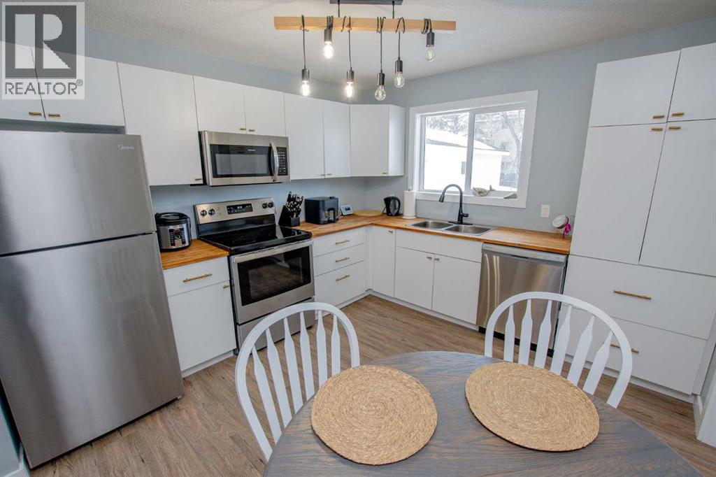 10518 102 Avenue, Grande Prairie, Alberta  T8V 1A4 - Photo 7 - A2298235