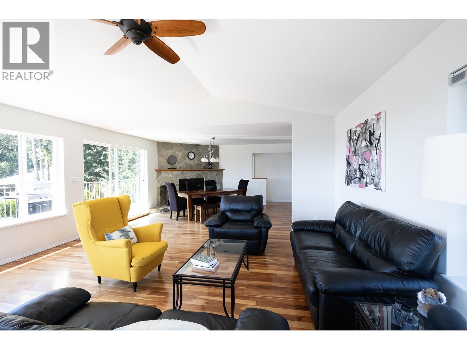 485 Abbs Road, Gibsons, British Columbia  V0N 1V0 - Photo 5 - R3106896