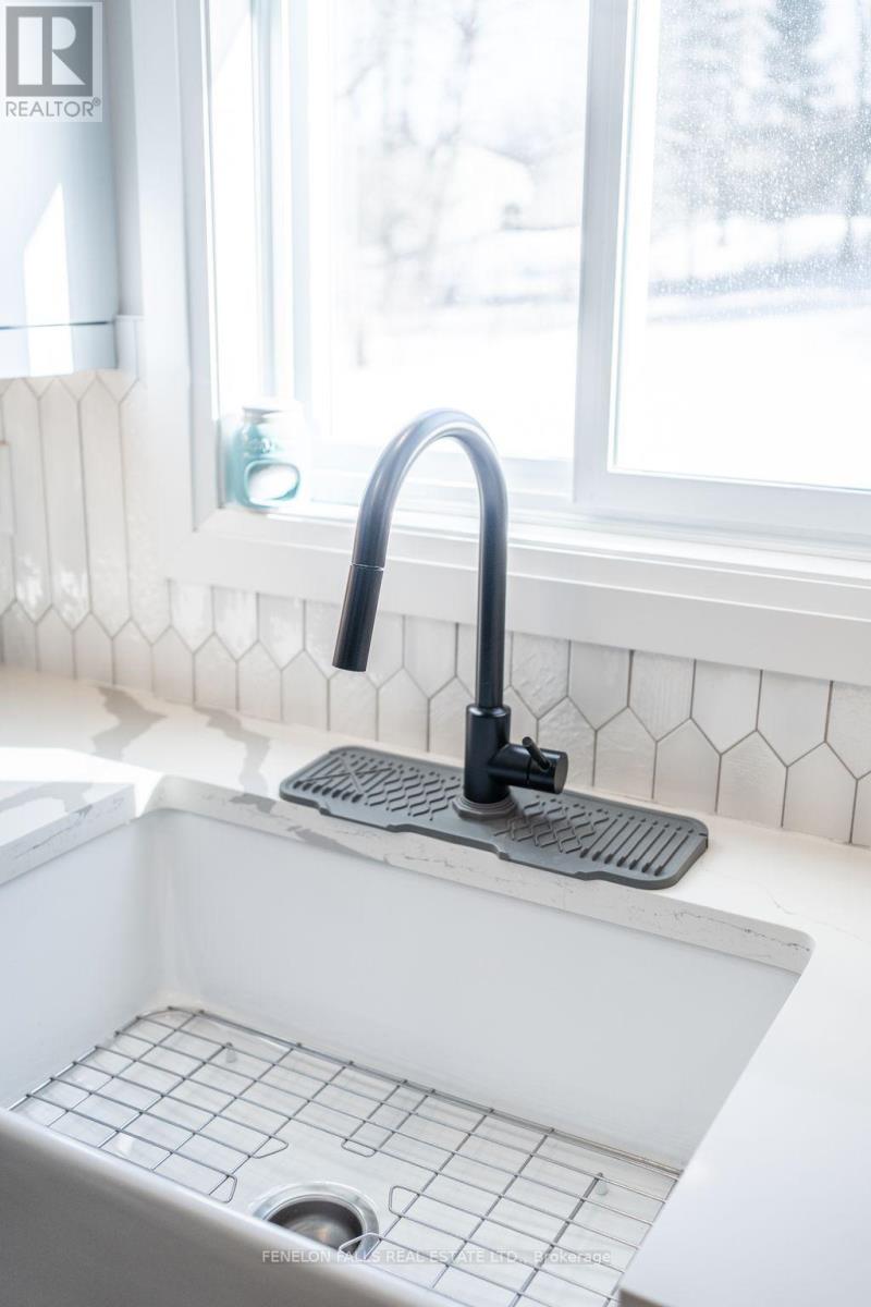 138 Alpine Lake Road, Trent Lakes, Ontario  K0M 1A0 - Photo 13 - X12956160