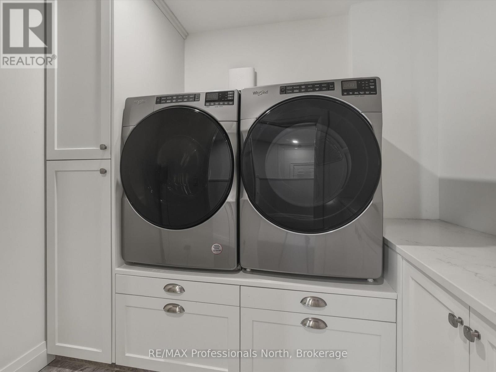 8 Woods Hollow, Gravenhurst, Ontario  P1P 1Y7 - Photo 21 - X12956154