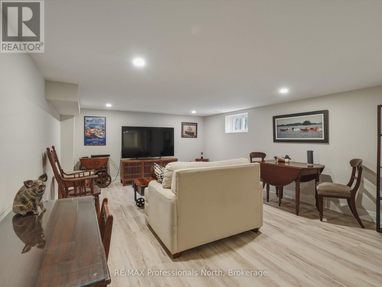 8 Woods Hollow, Gravenhurst, Ontario  P1P 1Y7 - Photo 28 - X12956154