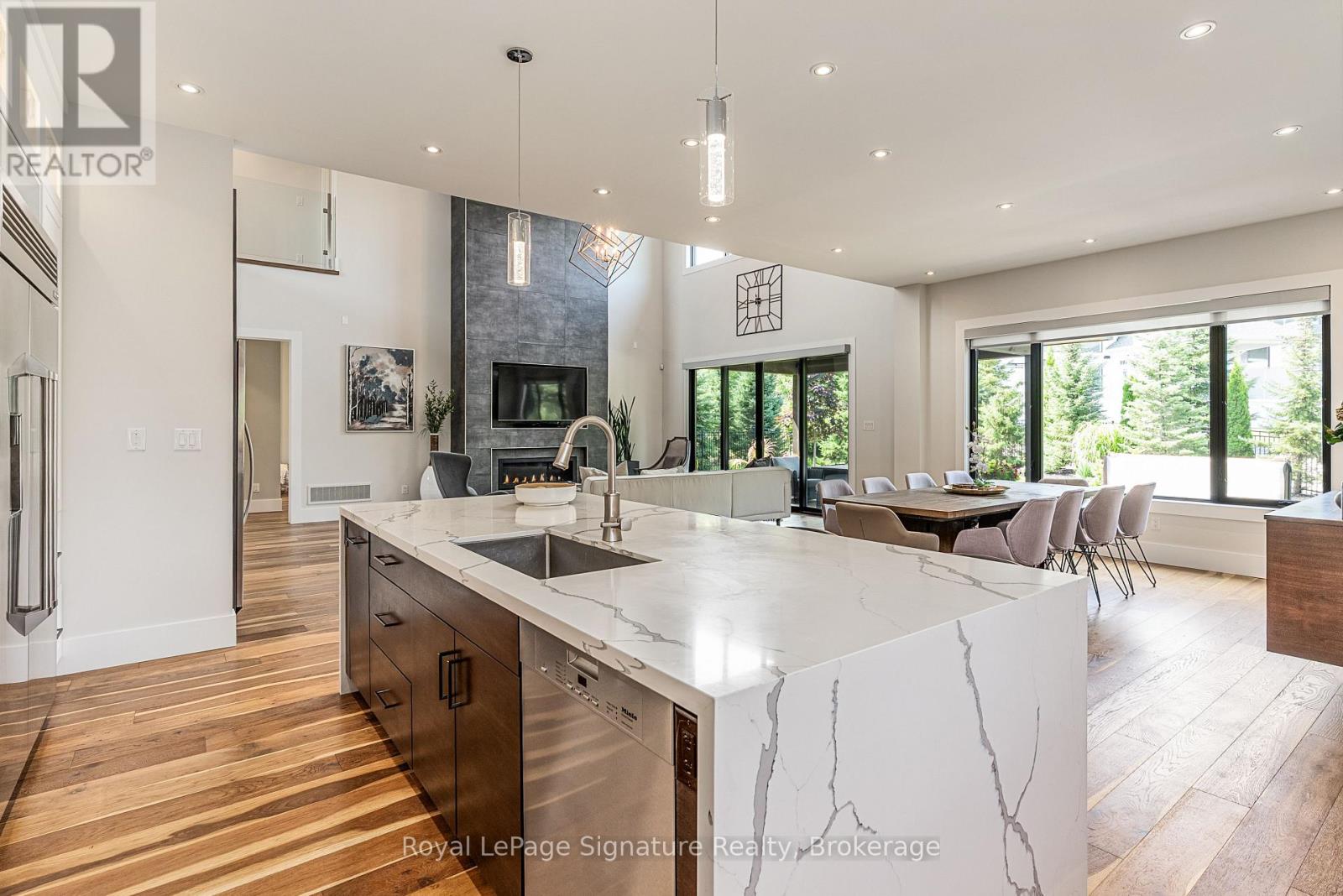 128 Arnot Crescent, Blue Mountains, Ontario  L9Y 0Z8 - Photo 12 - X12956188