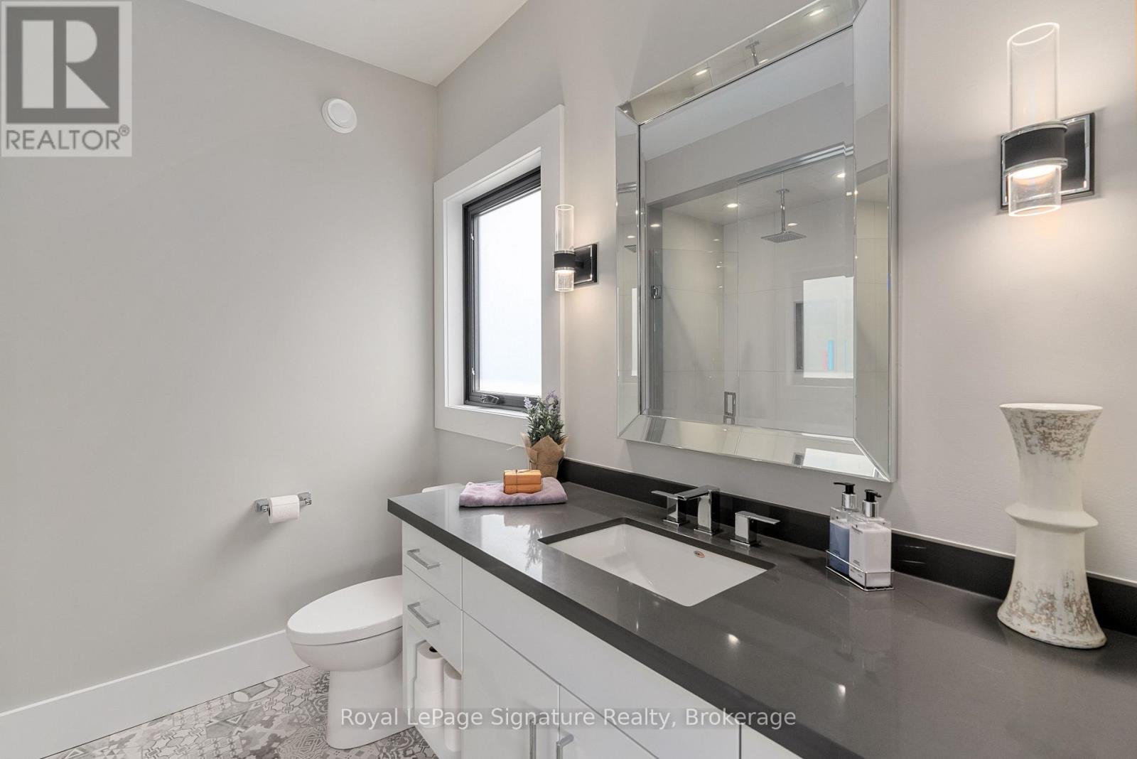 128 Arnot Crescent, Blue Mountains, Ontario  L9Y 0Z8 - Photo 37 - X12956188