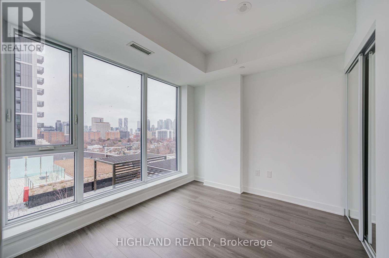 917 - 30 Dreamers Way, Toronto, Ontario  M5A 0Y7 - Photo 17 - C12956166