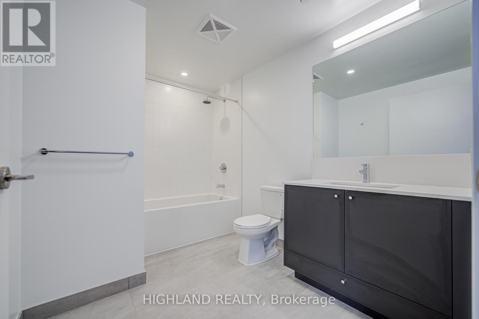 917 - 30 Dreamers Way, Toronto, Ontario  M5A 0Y7 - Photo 19 - C12956166