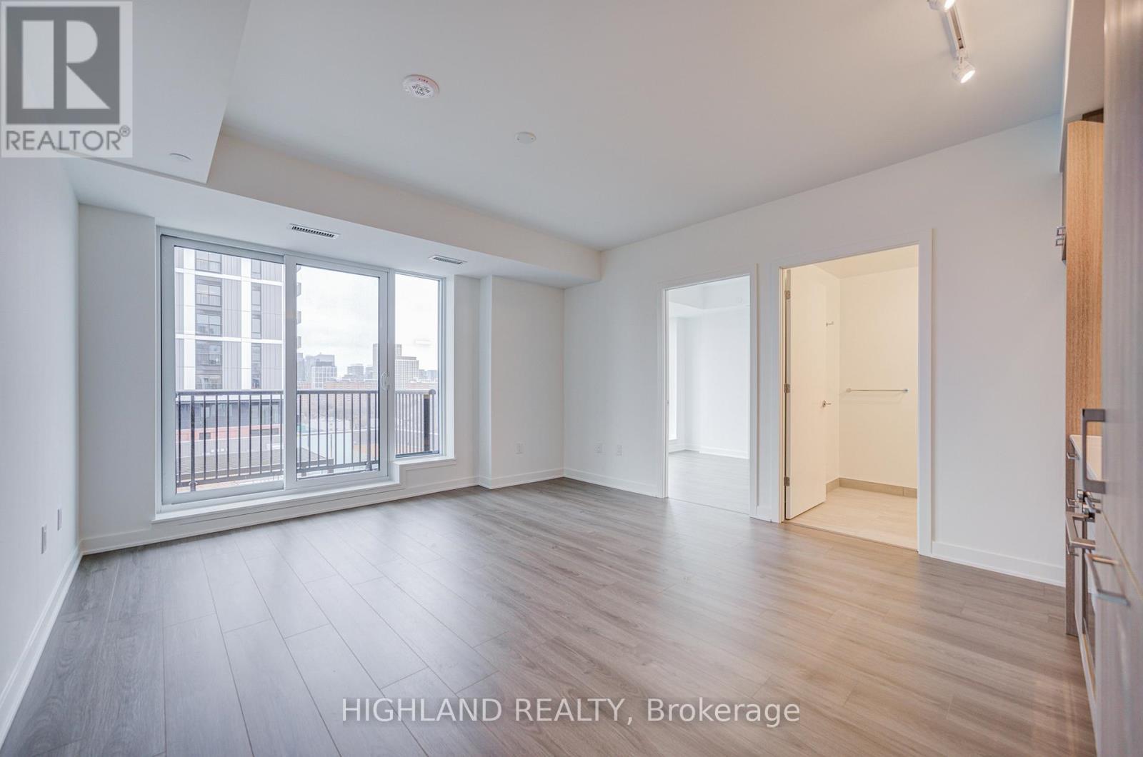 917 - 30 Dreamers Way, Toronto, Ontario  M5A 0Y7 - Photo 5 - C12956166