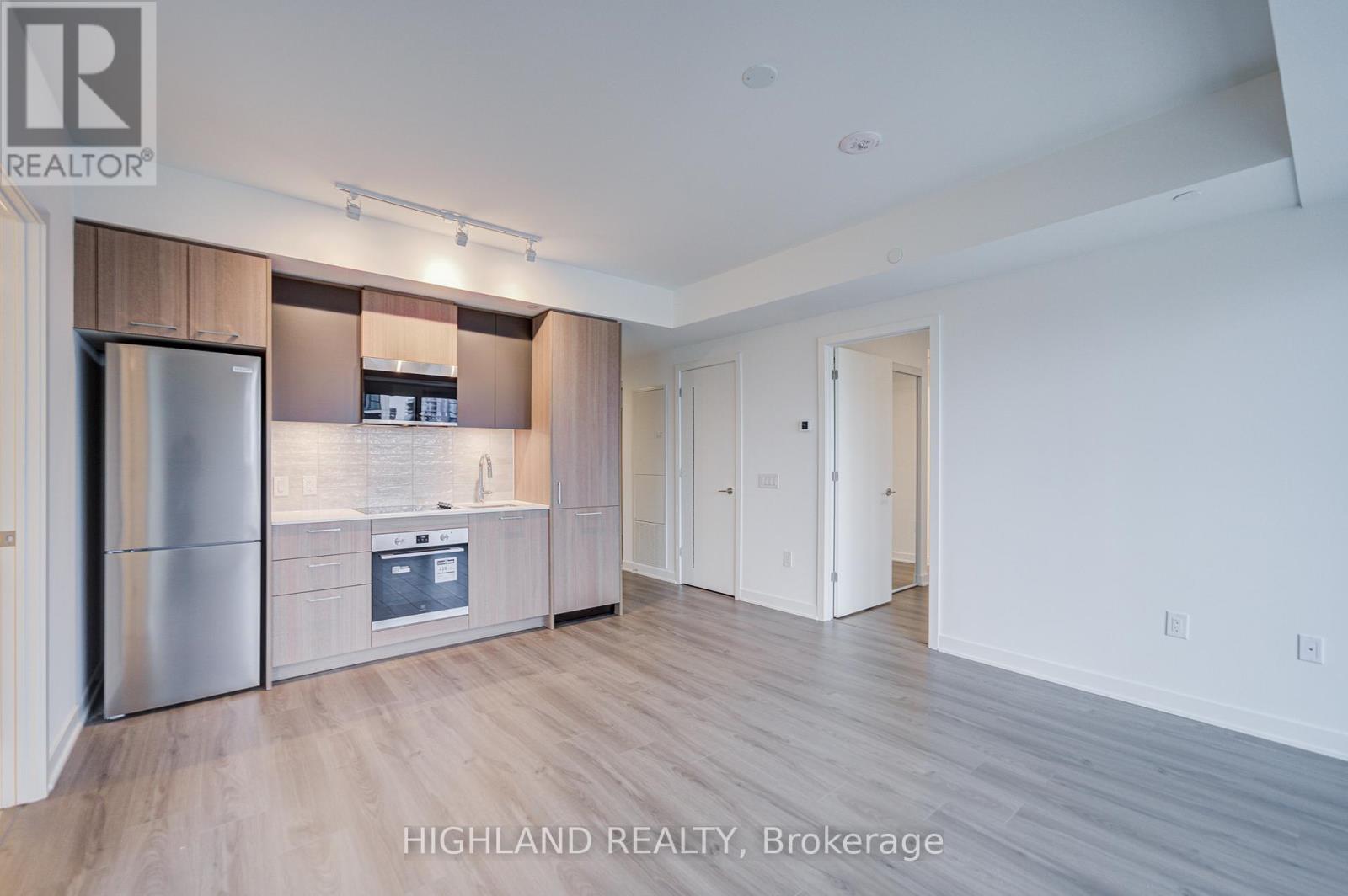 917 - 30 Dreamers Way, Toronto, Ontario  M5A 0Y7 - Photo 9 - C12956166