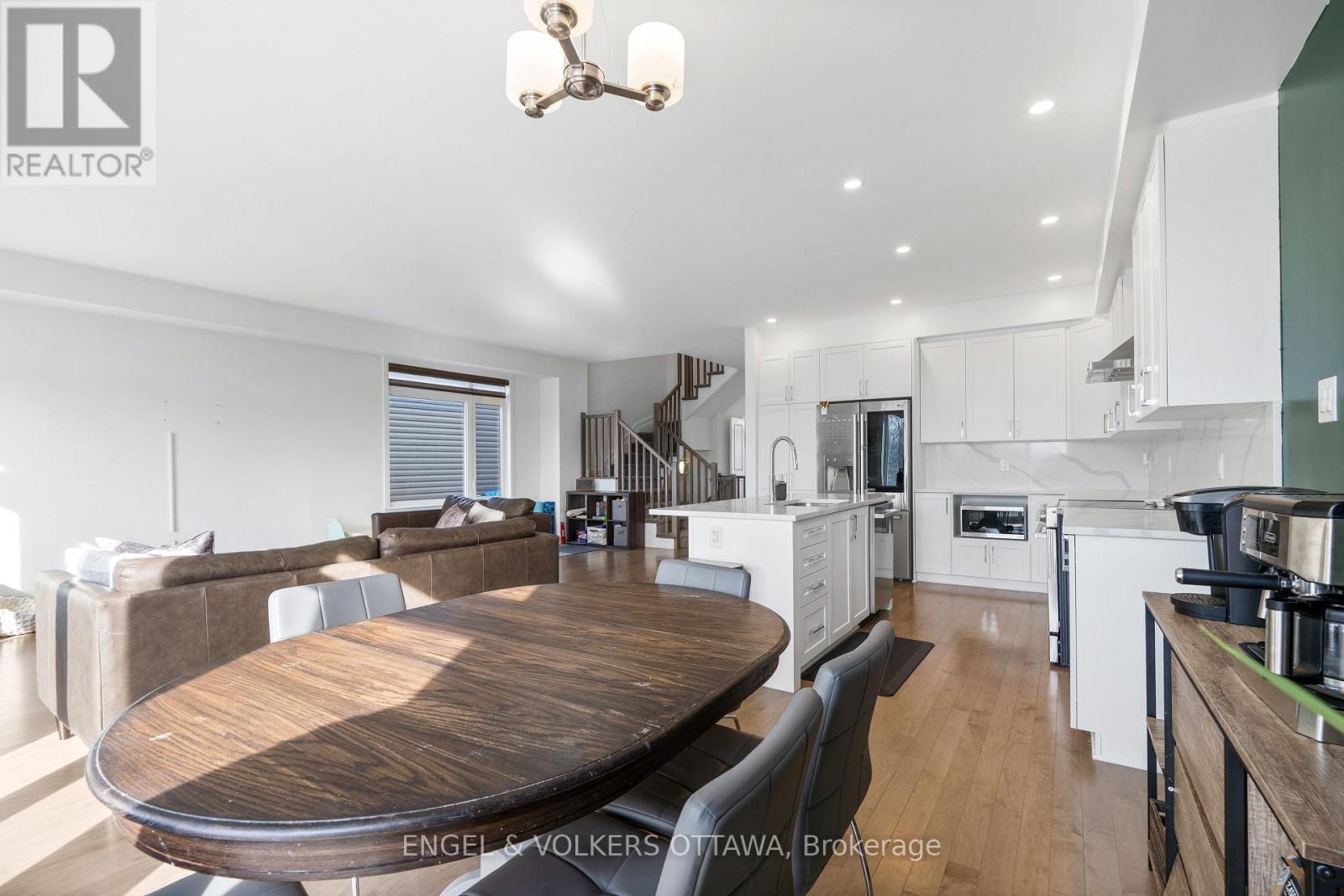 779 Ovation Grove, Ottawa, Ontario  K1T 0X6 - Photo 15 - X12956176