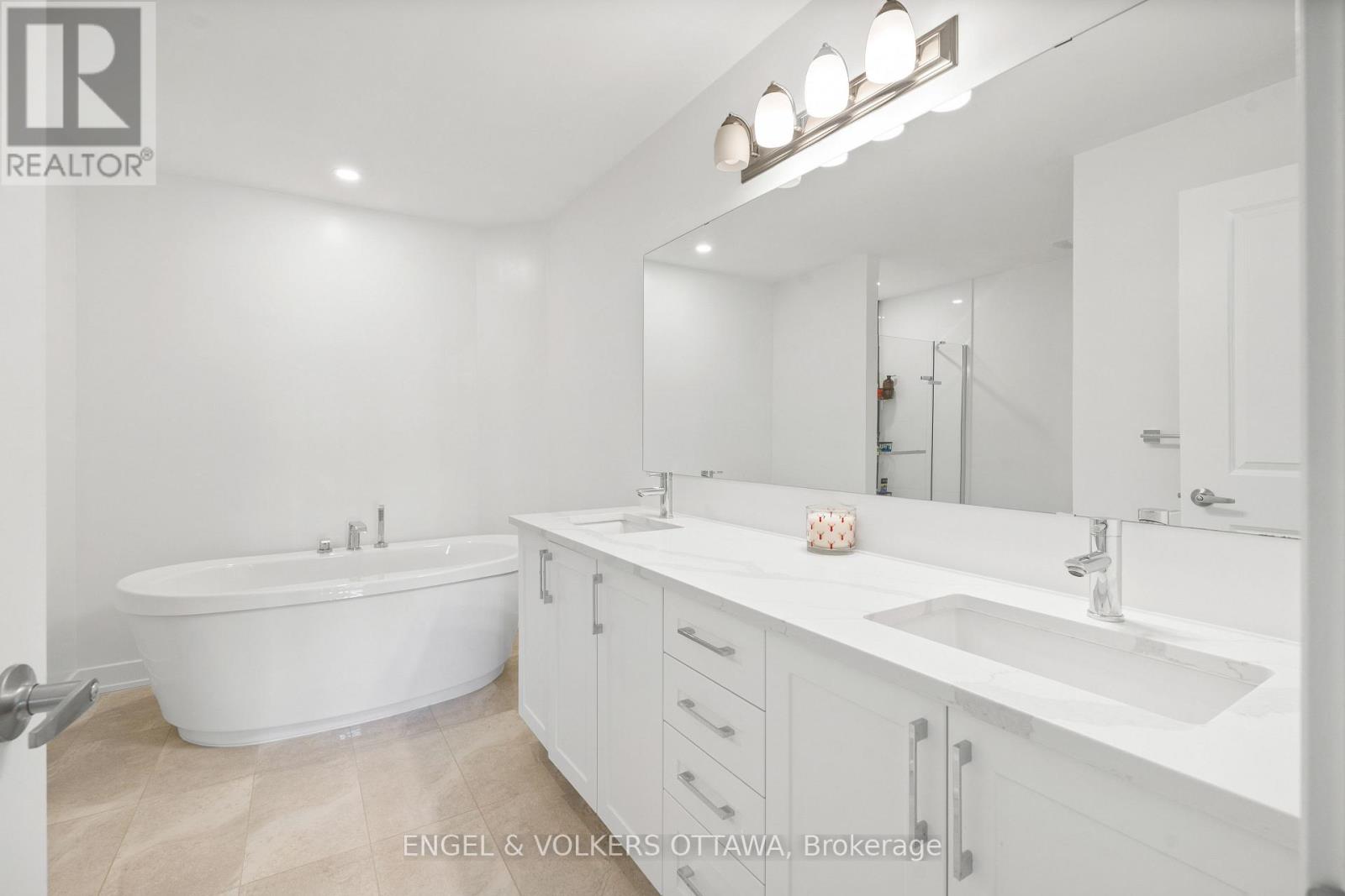 779 Ovation Grove, Ottawa, Ontario  K1T 0X6 - Photo 24 - X12956176