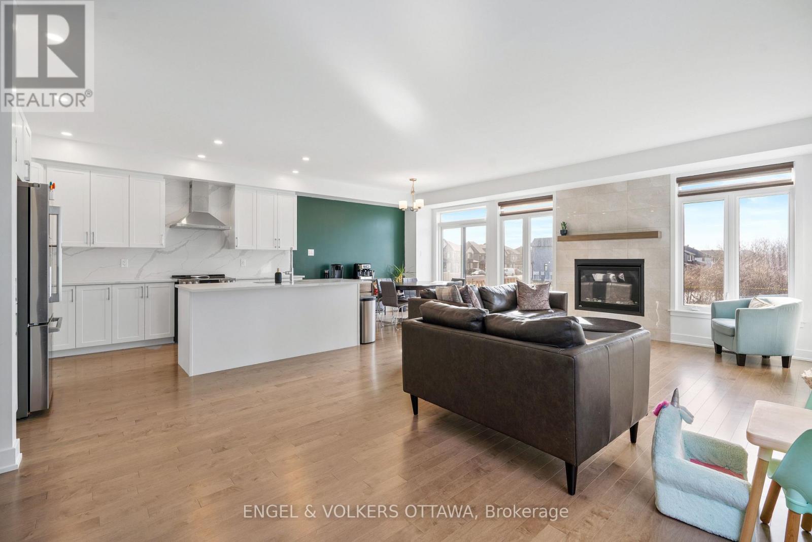 779 Ovation Grove, Ottawa, Ontario  K1T 0X6 - Photo 7 - X12956176