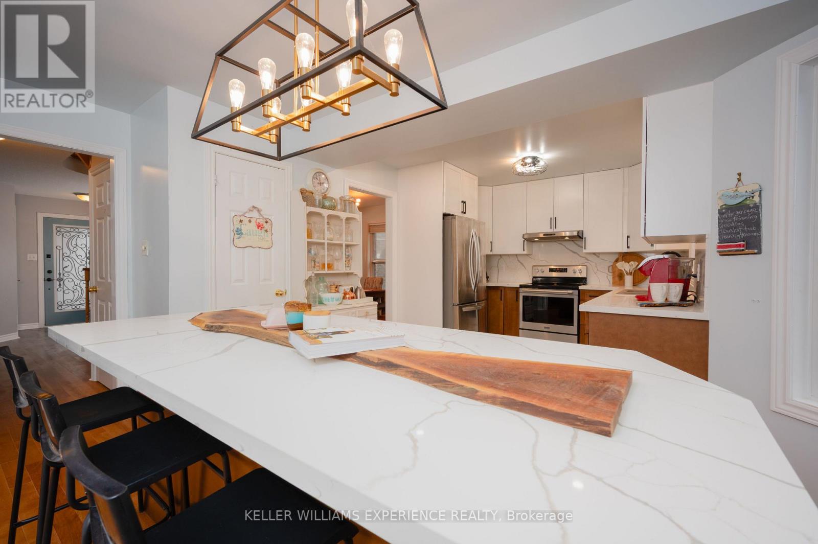 43 Dunnett Drive, Barrie, Ontario  L4N 0J7 - Photo 10 - S12956152