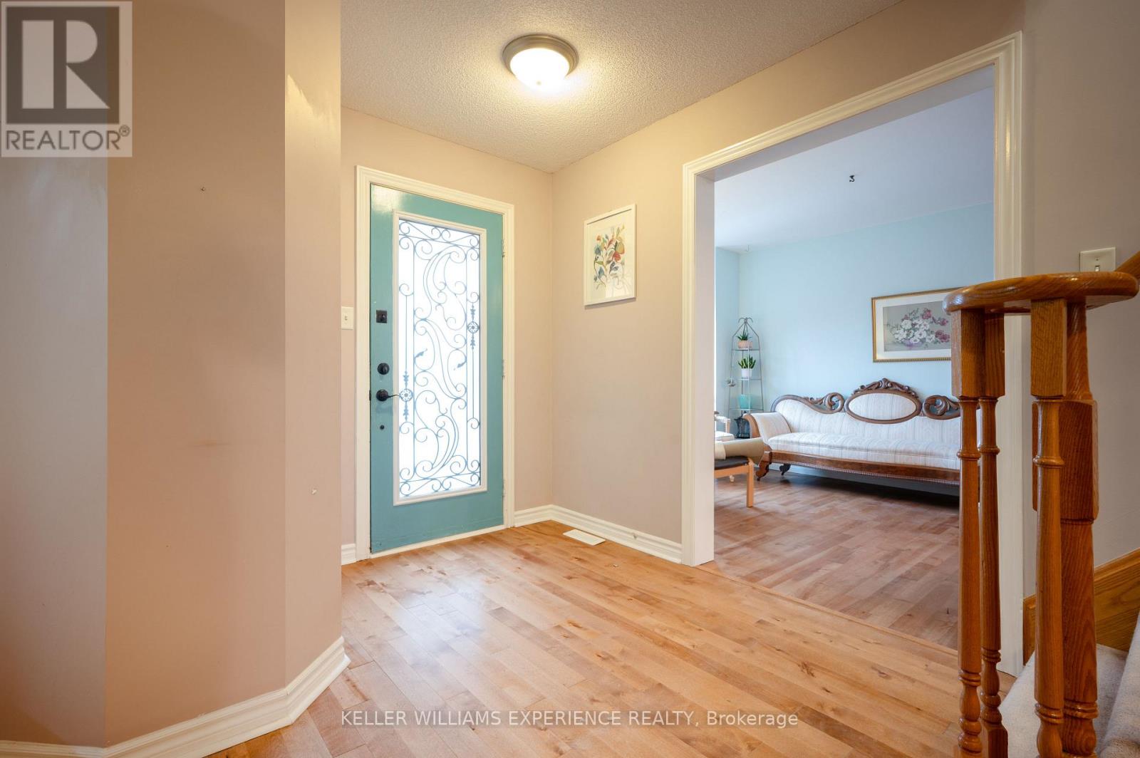 43 Dunnett Drive, Barrie, Ontario  L4N 0J7 - Photo 3 - S12956152