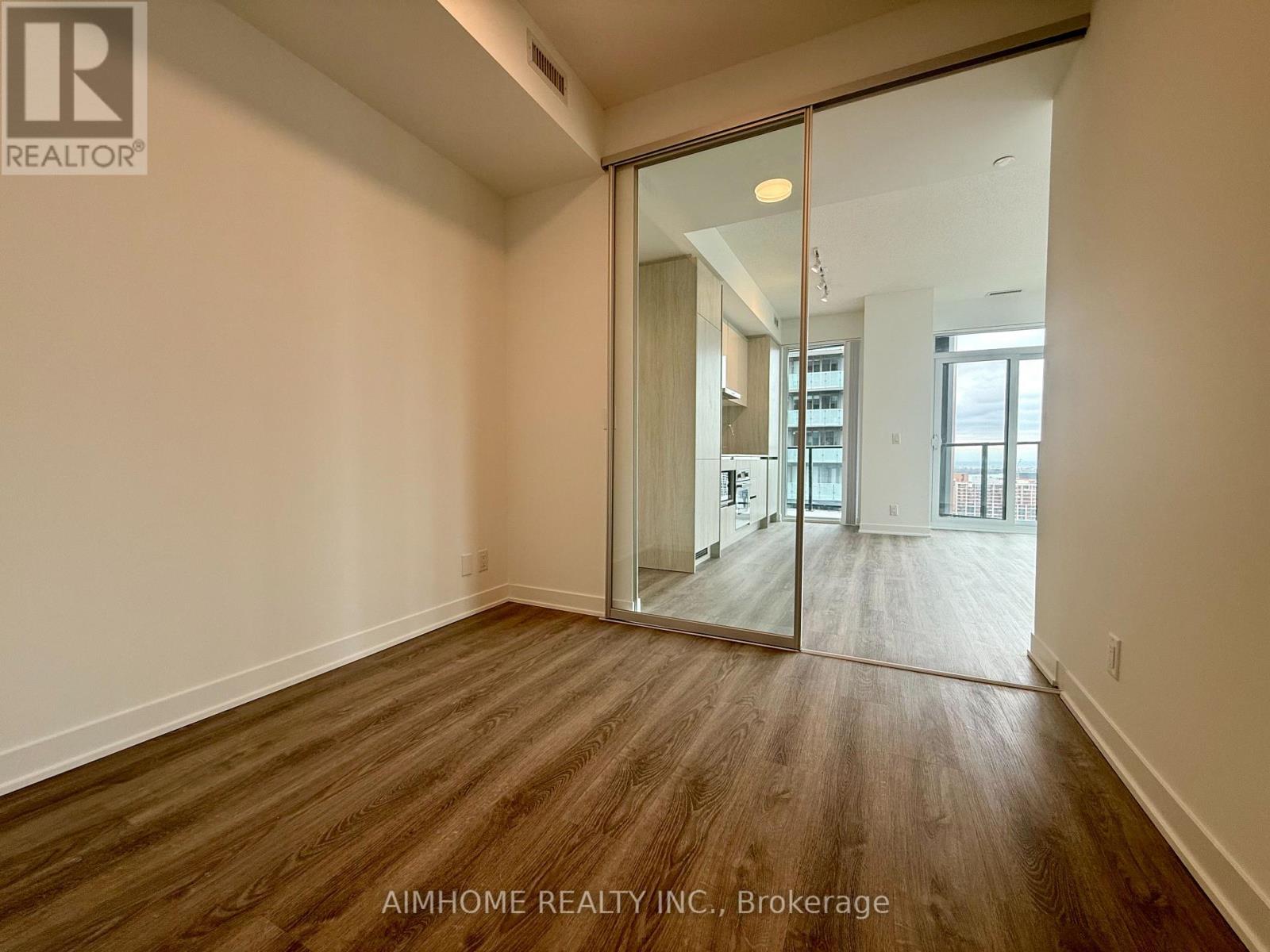 2610 - 180 Front Street E, Toronto, Ontario  M5A 0A9 - Photo 17 - C12955824