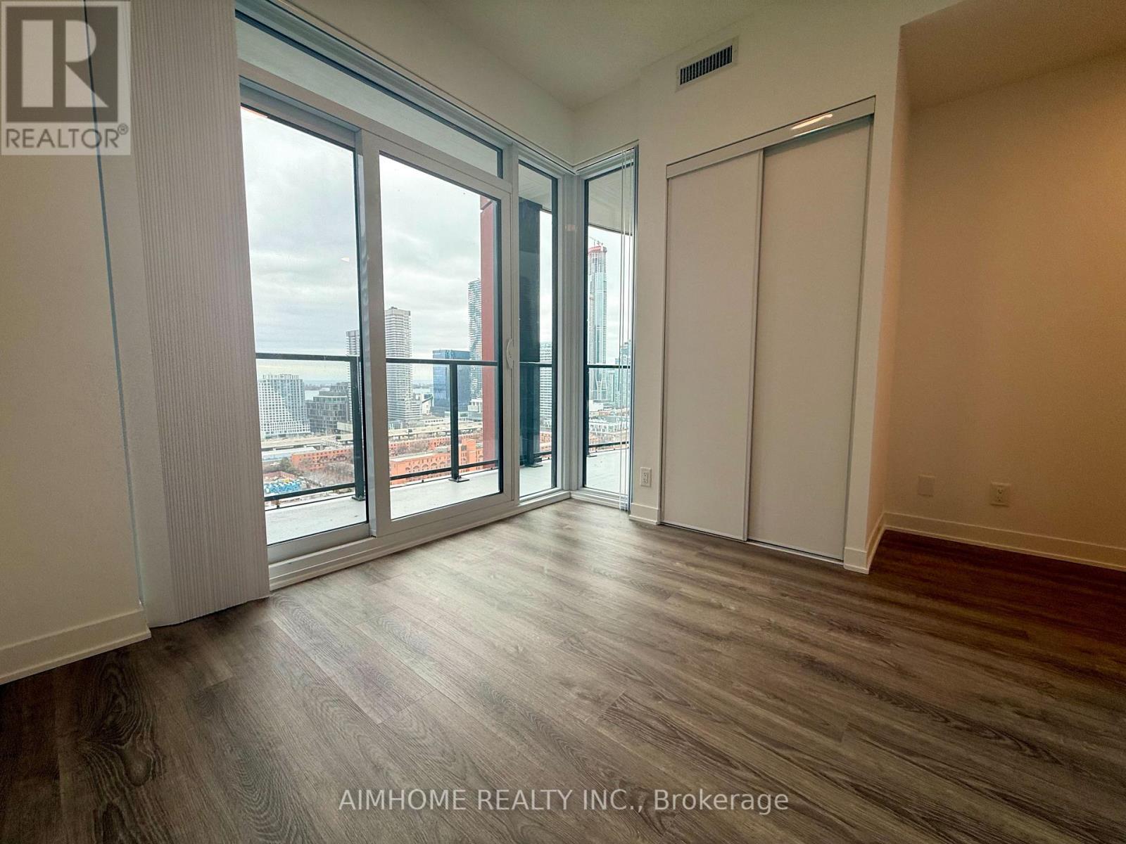 2610 - 180 Front Street E, Toronto, Ontario  M5A 0A9 - Photo 8 - C12955824