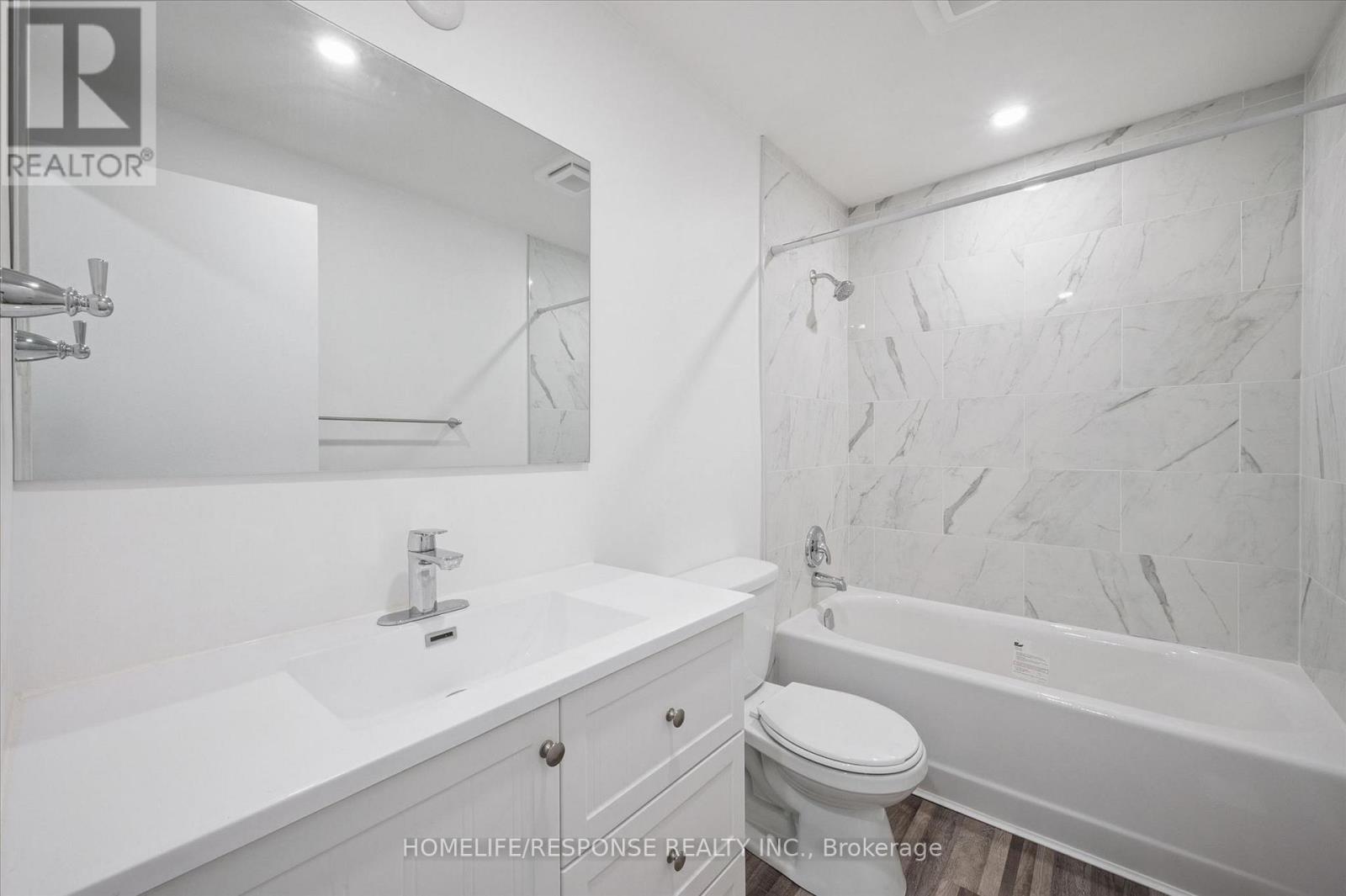 Upper - 118 Selkirk Drive, Kitchener, Ontario  N2E 1M4 - Photo 19 - X12953260