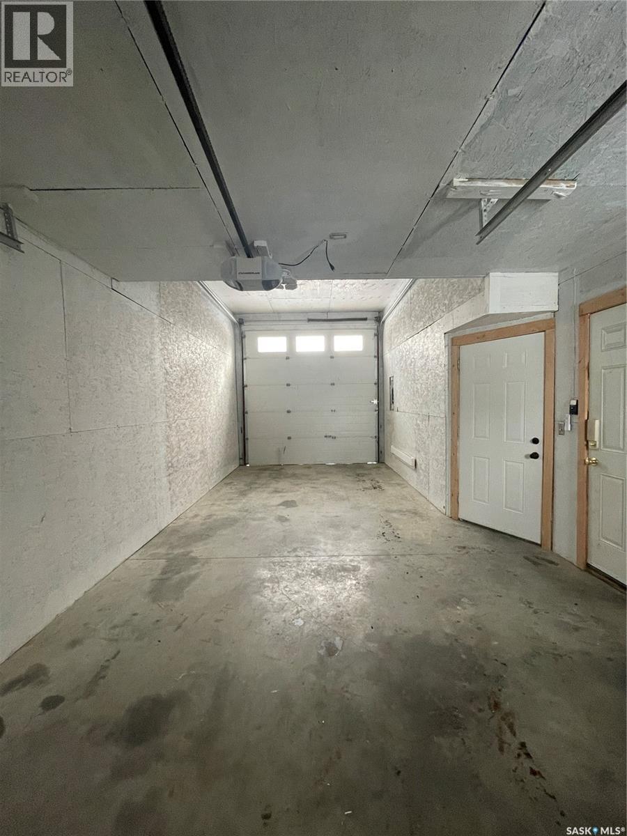 608 Whyte Street, Loreburn, Saskatchewan  S0H 2S0 - Photo 10 - SK031550