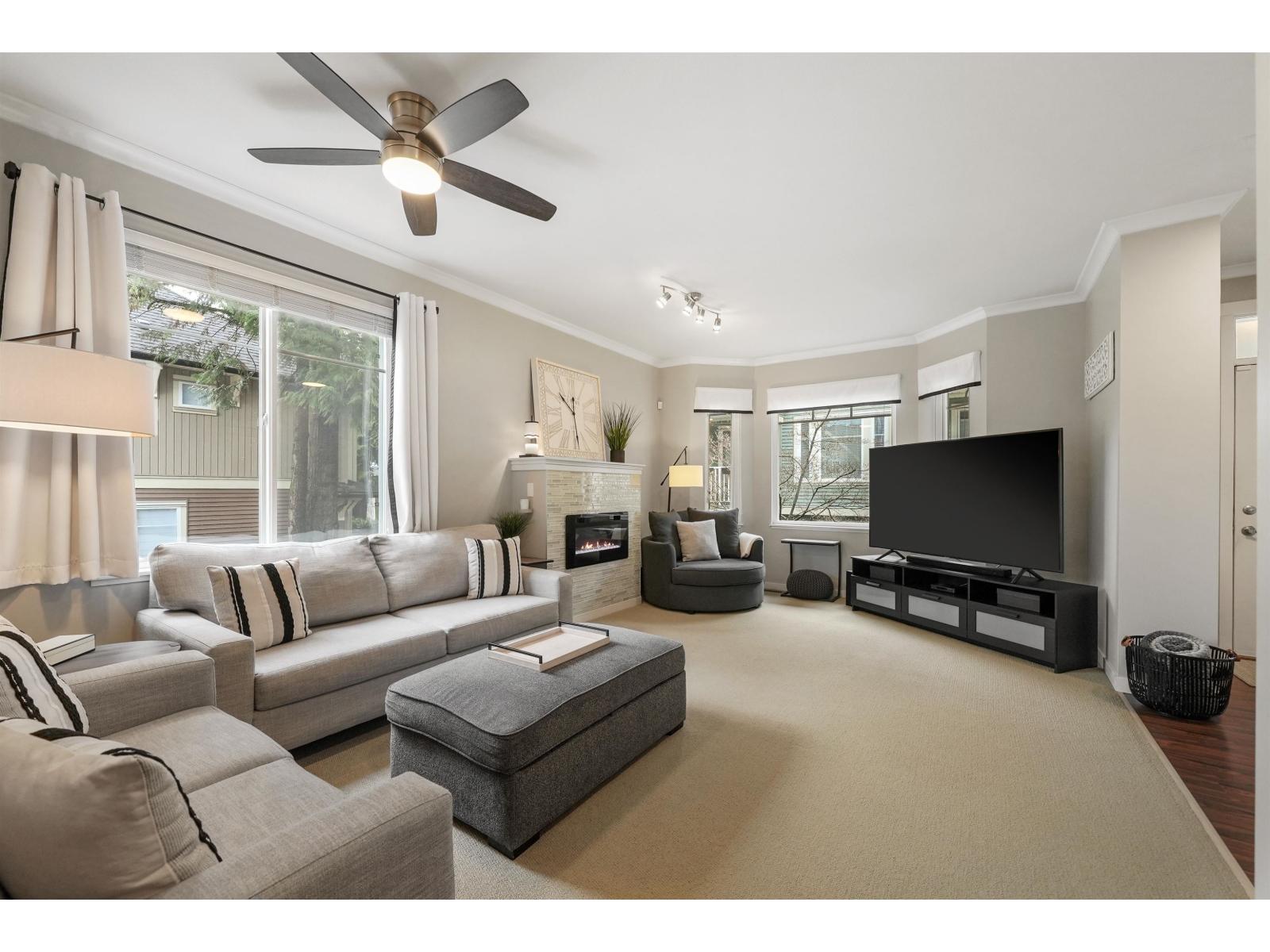 8 6575 192 STREET, Surrey, British Columbia