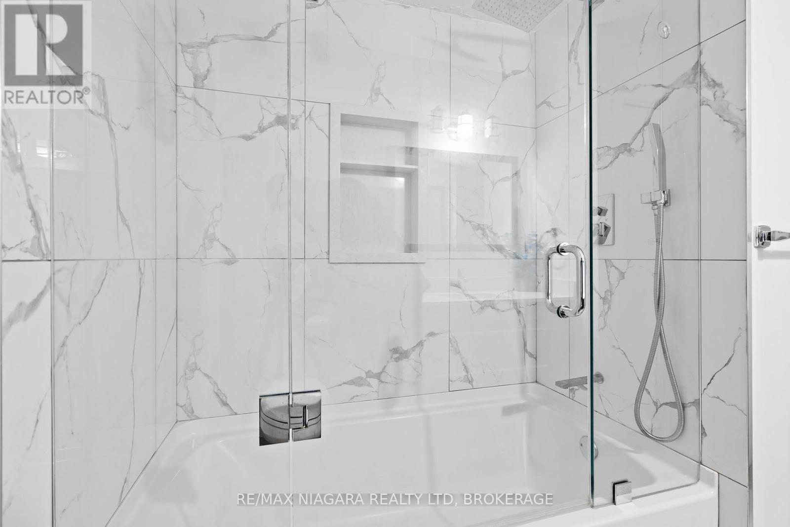 93 Stoney Brook Crescent, St. Catharines, Ontario  L2S 3R9 - Photo 17 - X12956226